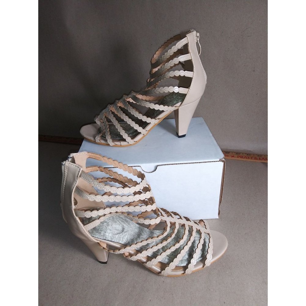 NY VIP Tan Nude Strap Heels Size 7